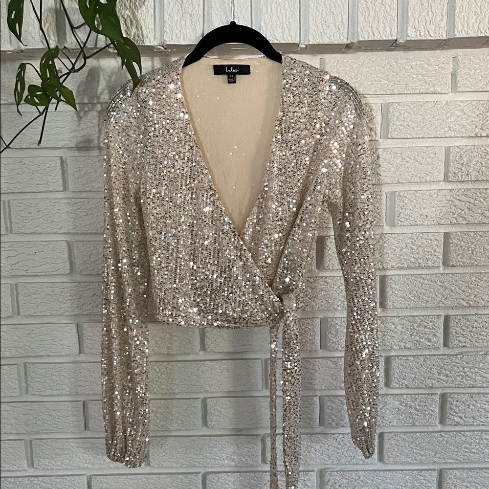 Lulus Sequin cropped Wrap Top
